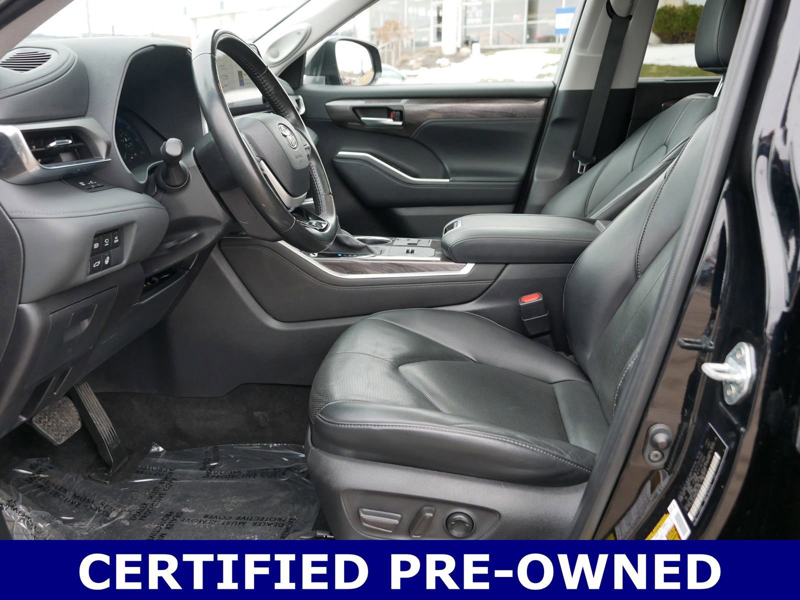 Used 2024 Toyota Highlander Limited image 12