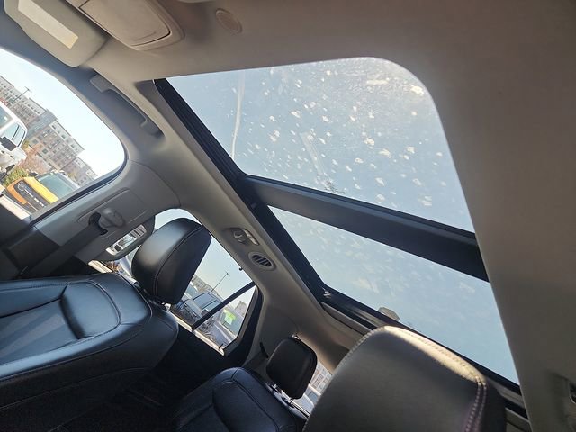 Certified 2023 Ford Explorer Limited w/ Limited Technology Package image 21