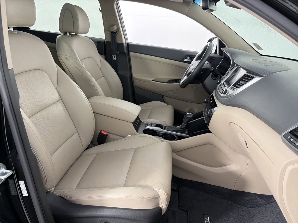 Used 2017 Hyundai Tucson Limited w/ Limited Ultimate Package 03 image 31