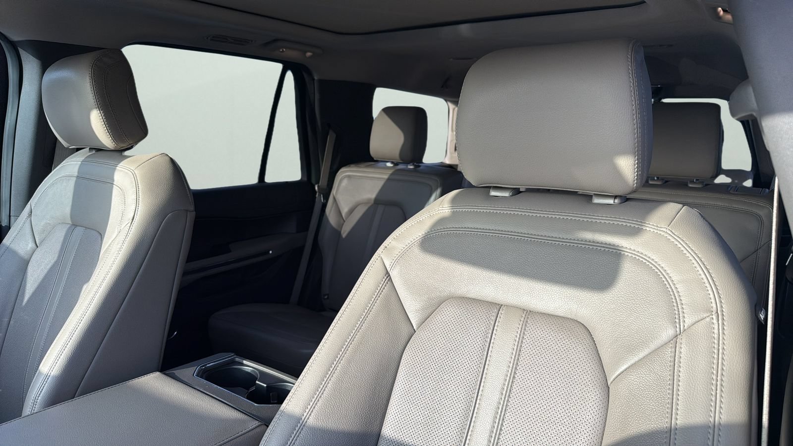Certified 2019 Ford Expedition Limited w/ Equipment Group 302A RWD image 10