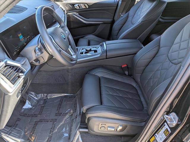 Used 2025 BMW X5 xDrive50e w/ Parking Assistance Package image 18