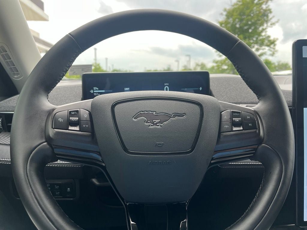 Certified 2025 Ford Mustang Mach-E Premium AWD/4WD image 27