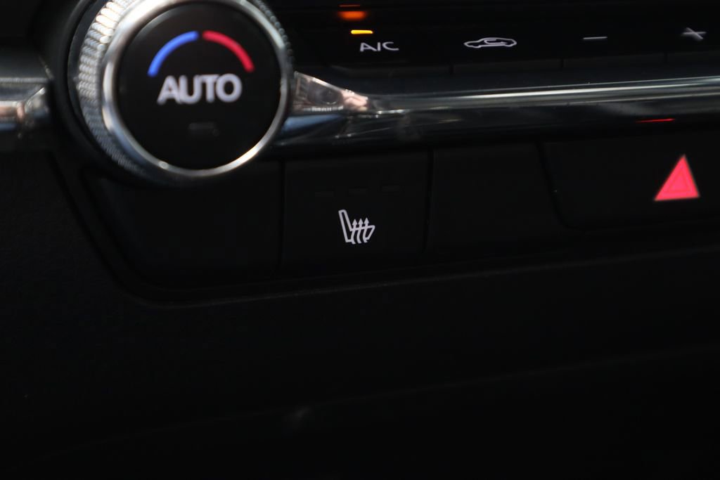 Used 2024 MAZDA MAZDA3 s image 12