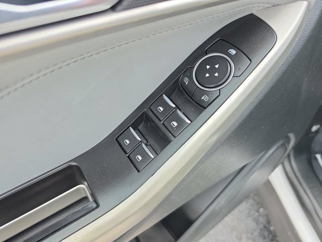 Certified 2021 Ford Explorer XLT w/ Equipment Group 202A RWD image 19