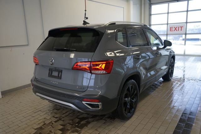 Used 2022 Volkswagen Taos SE image 13