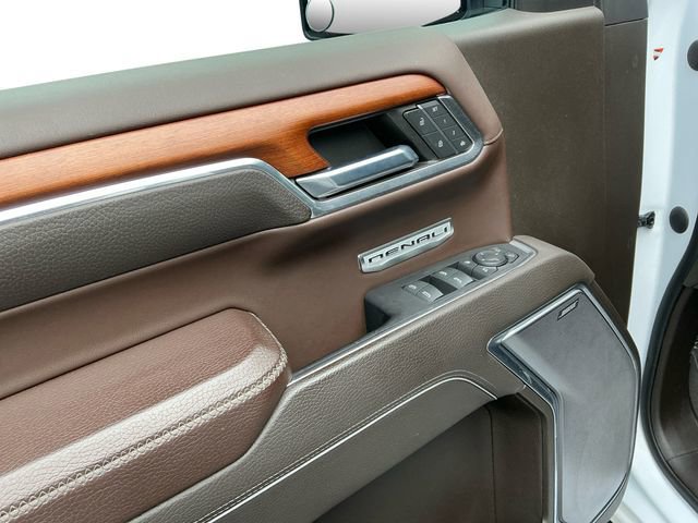 Used 2023 GMC Sierra 1500 Denali w/ Technology Package image 11