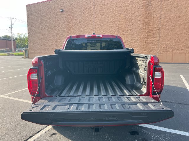 Used 2026 GMC Canyon AT4 AWD/4WD image 8