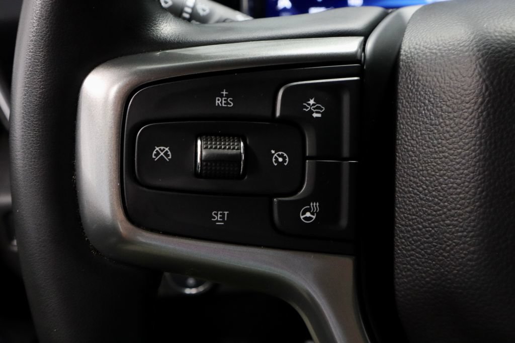 Used 2023 Chevrolet Silverado 1500 LT AWD/4WD image 26