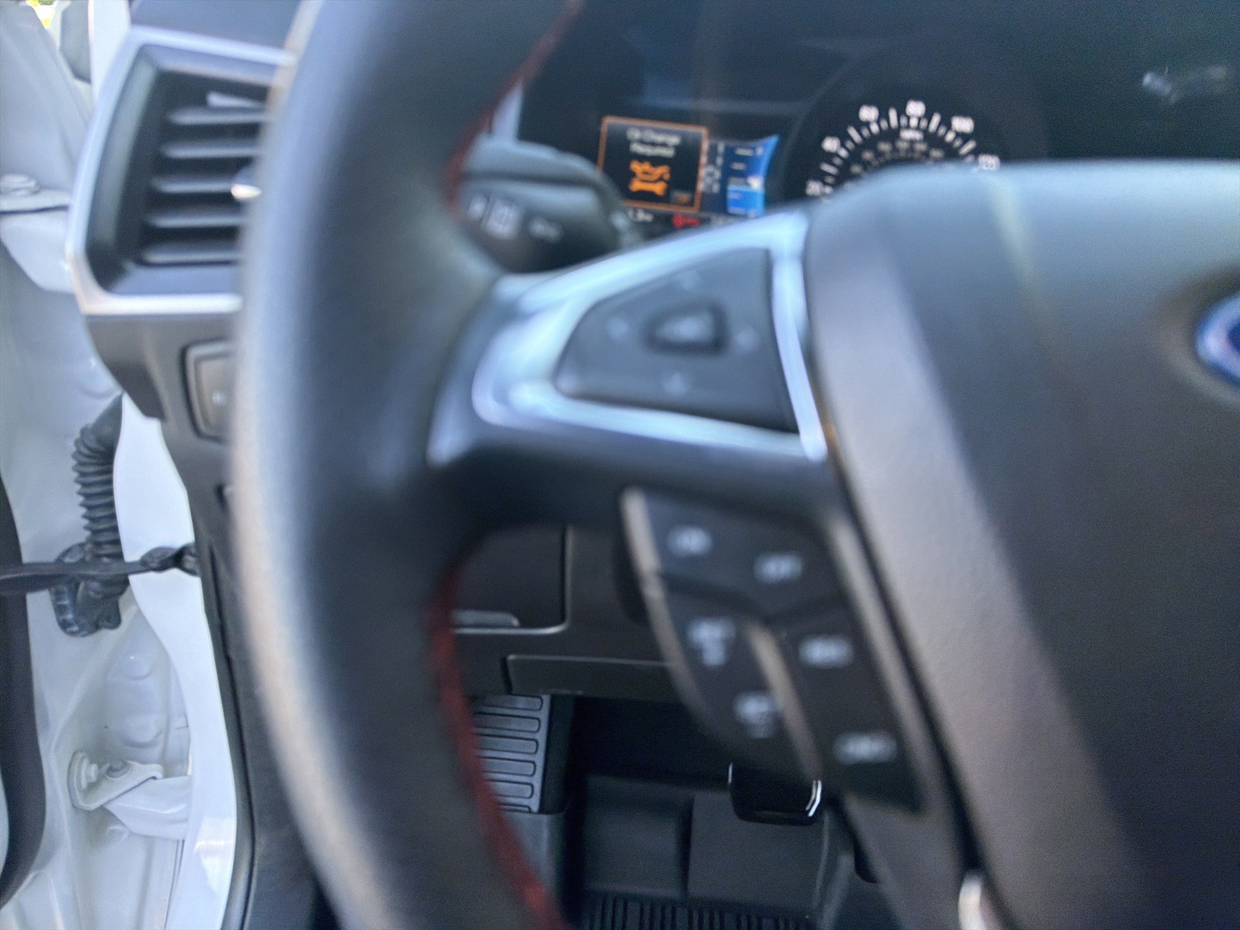 Certified 2023 Ford Edge ST-Line AWD/4WD image 32