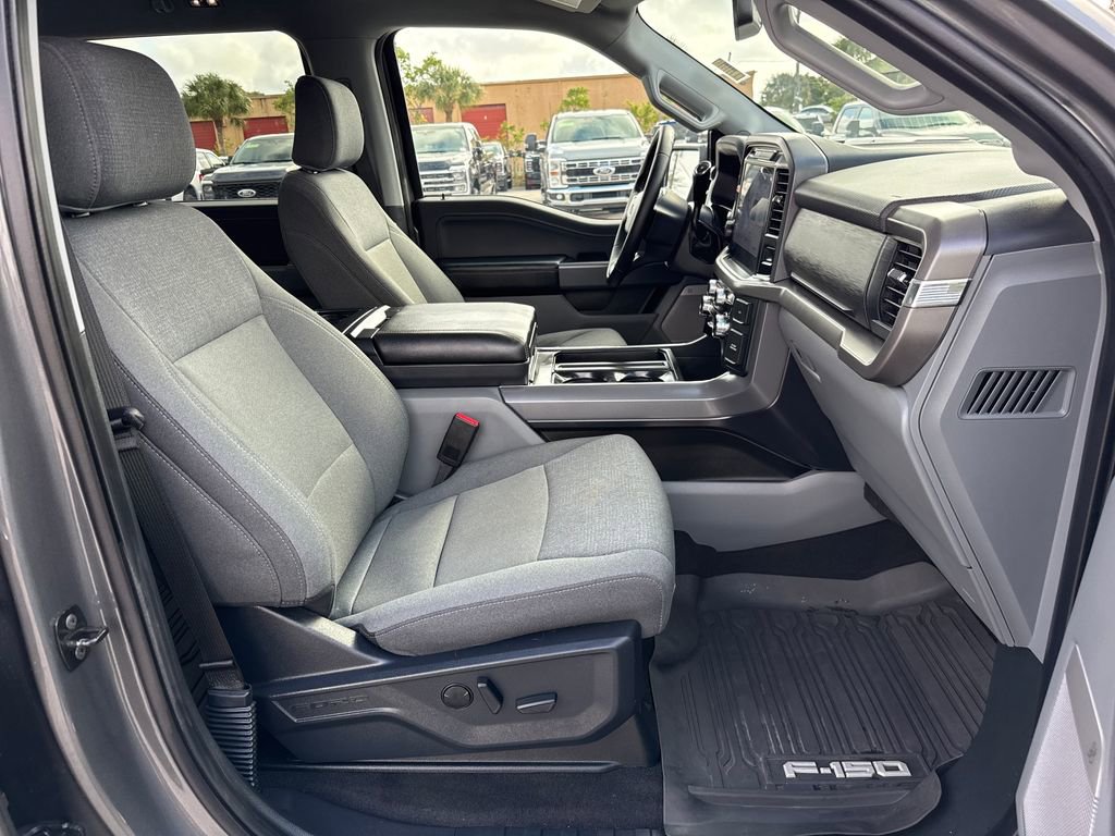 Certified 2025 Ford F150 XLT w/ Equipment Group 303A High image 28