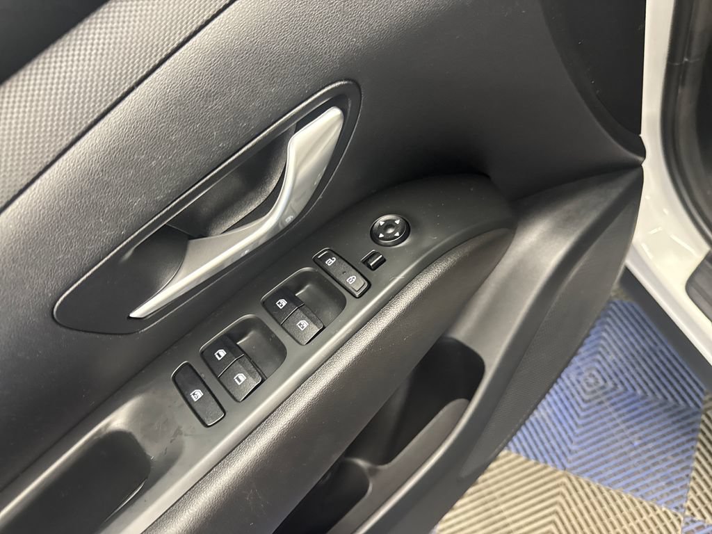 Used 2022 Hyundai Tucson Blue AWD/4WD image 14