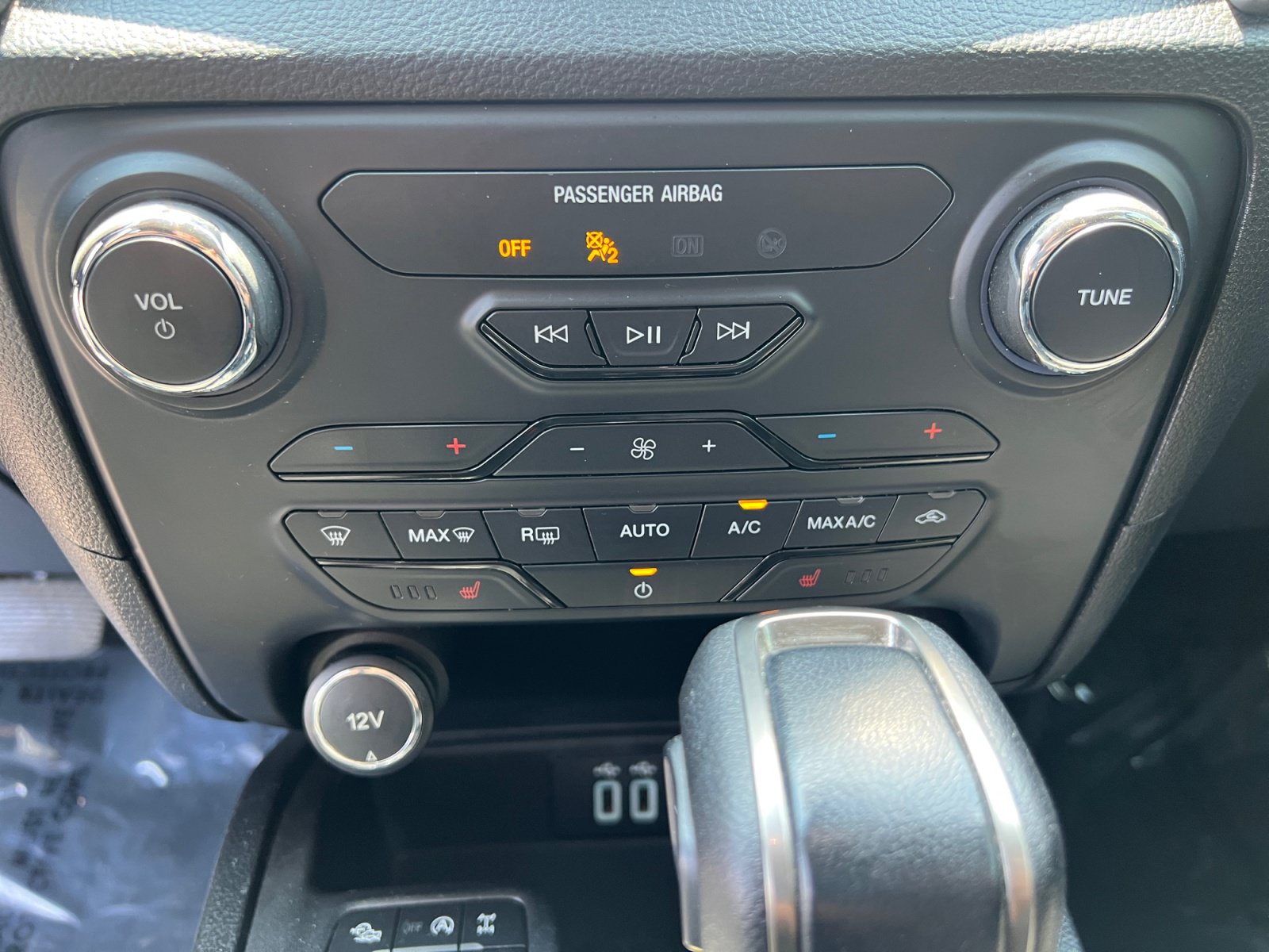 Certified 2019 Ford Ranger XLT w/ Equipment Group 302A Luxury AWD/4WD image 21