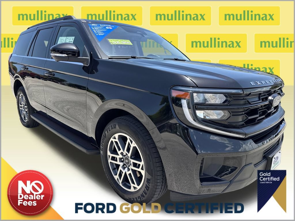 Certified 2025 Ford Expedition Active RWD image 1