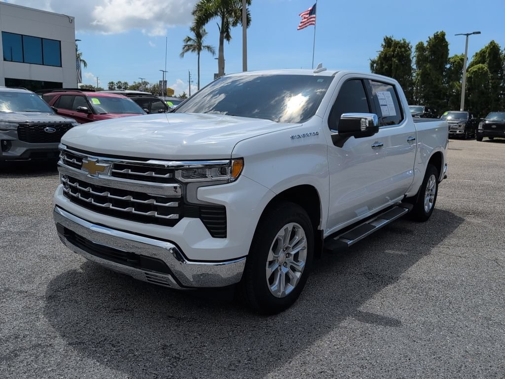 Used 2023 Chevrolet Silverado 1500 LTZ w/ Technology Package RWD image 7
