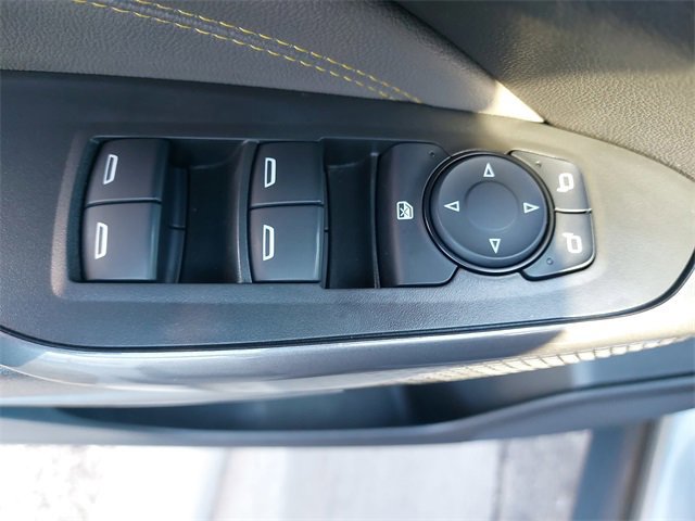 Used 2025 Chevrolet Trax ACTIV w/ Sunroof Package image 29