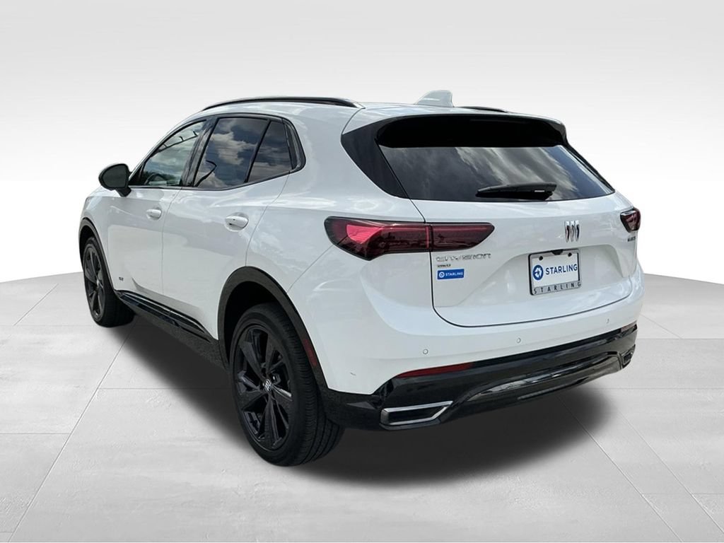 Used 2024 Buick Envision Sport Touring AWD/4WD image 4