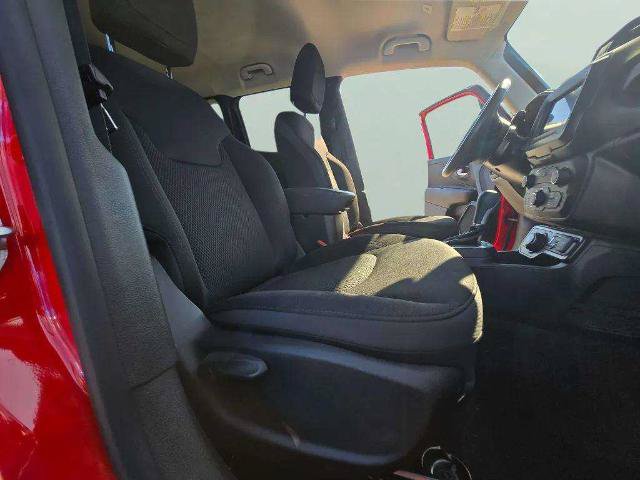 Used 2020 Jeep Renegade Altitude AWD/4WD image 23