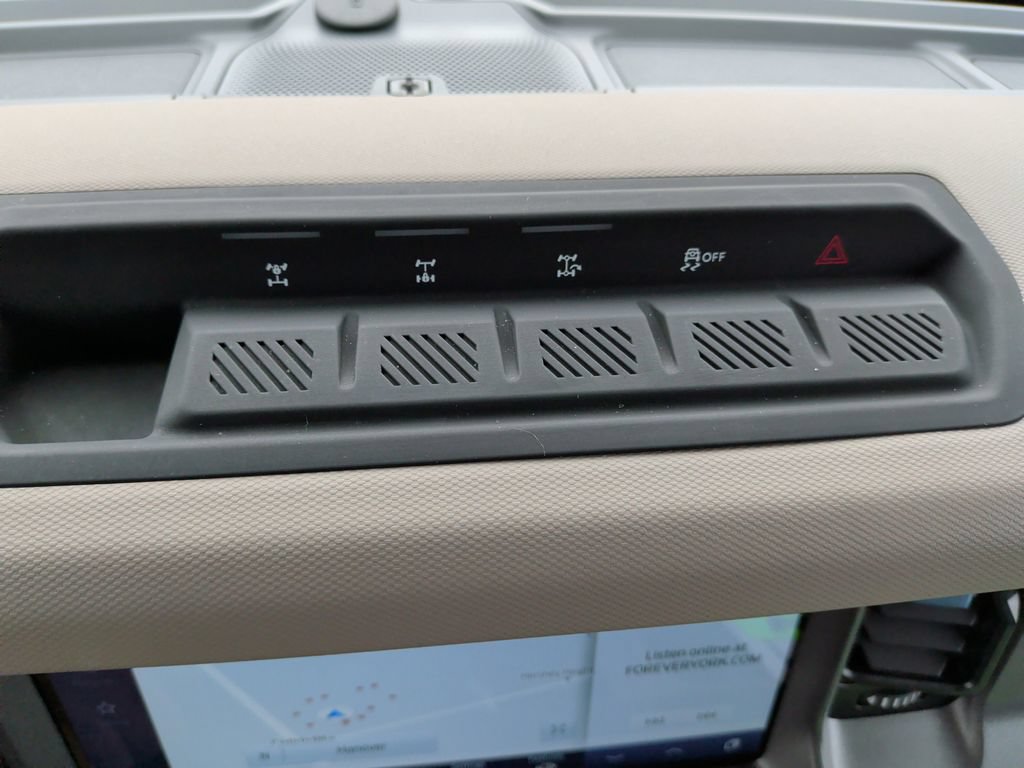 Certified 2024 Ford Bronco Wildtrak AWD/4WD image 24