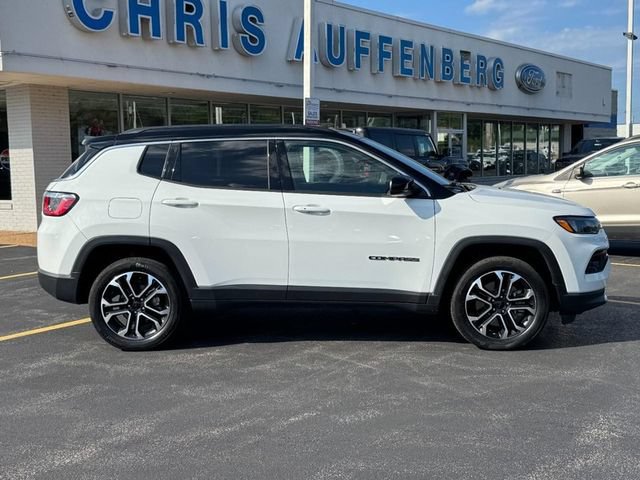 Used 2023 Jeep Compass Limited AWD/4WD image 1