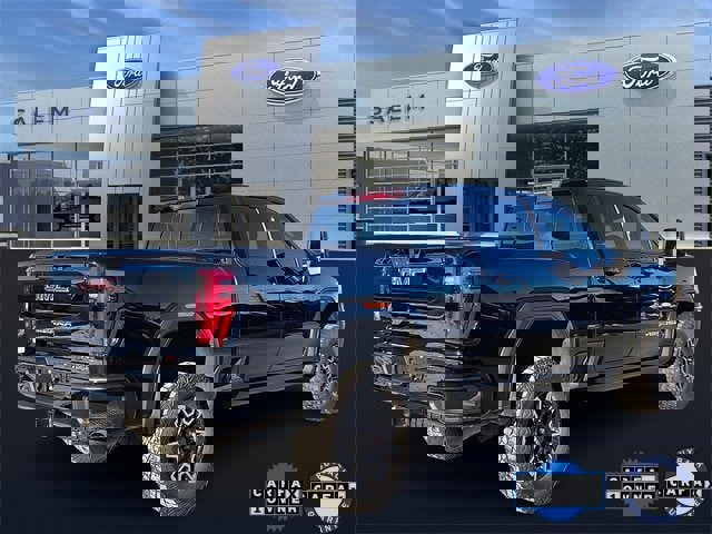 Used 2024 GMC Sierra 2500 AT4X image 3