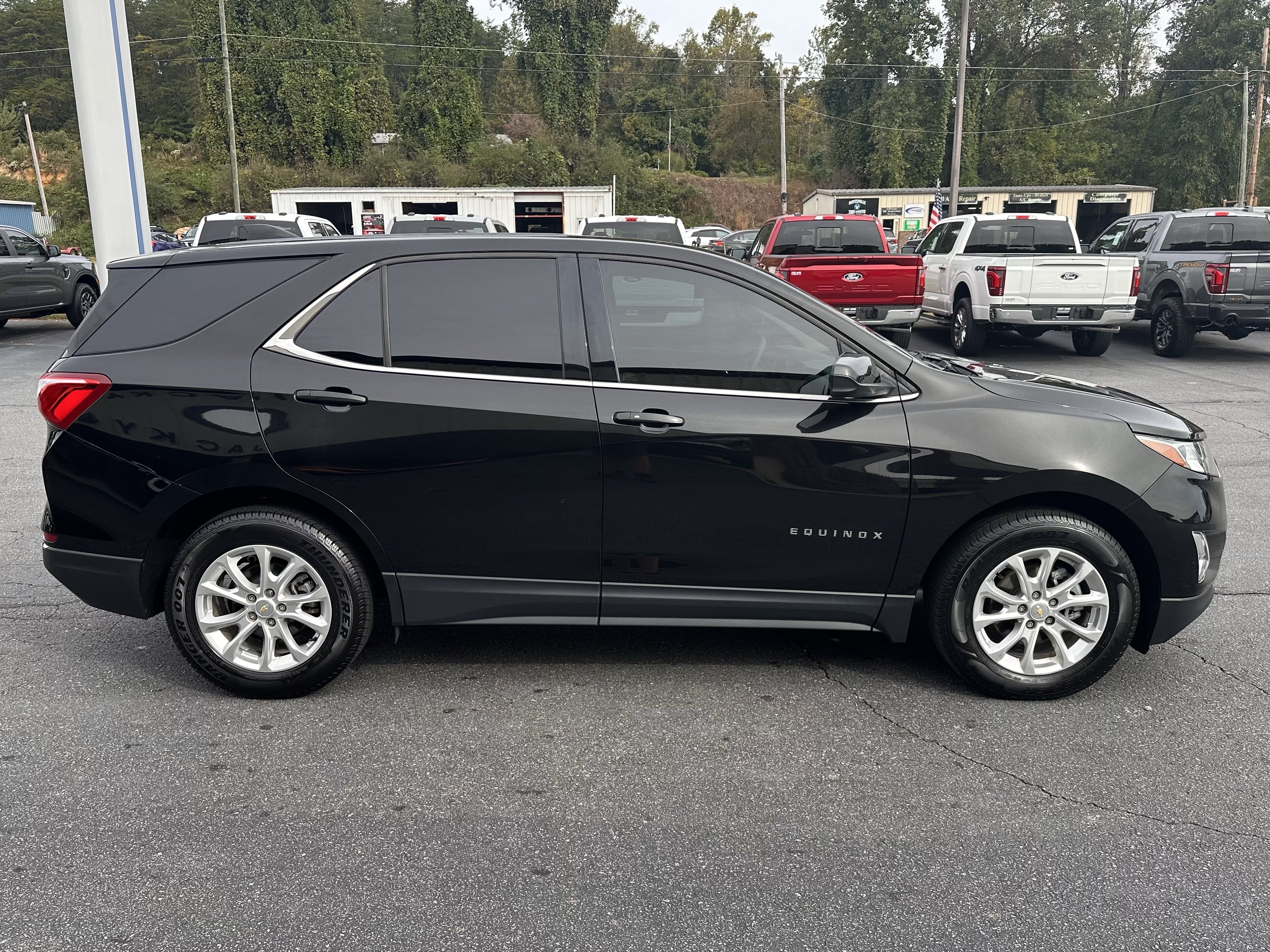Used 2020 Chevrolet Equinox LT FWD image 5