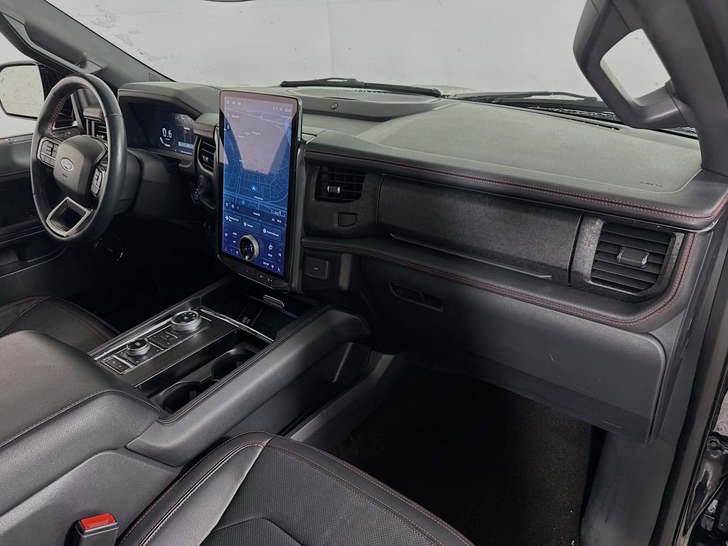 Certified 2023 Ford Expedition Limited image 32