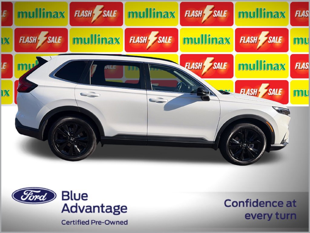 Used 2025 Honda CR-V Sport Touring image 2