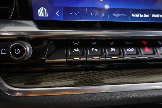 Used 2025 Chevrolet Silverado 1500 LT Trail Boss w/ LT Trail Boss Premium Package AWD/4WD image 23