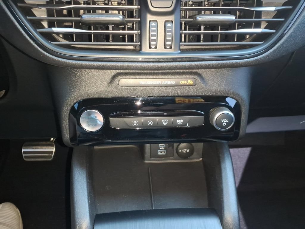 Certified 2023 Ford Escape ST-Line w/ Tech Pack #1 FWD image 22
