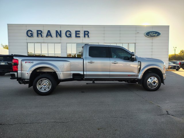 Certified 2023 Ford F450 Limited w/ FX4 Off-Road Package AWD/4WD image 6