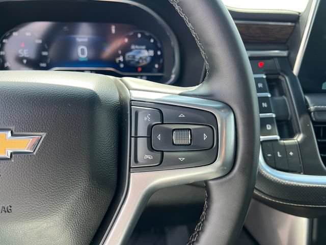 Used 2024 Chevrolet Suburban Premier w/ Premium Package AWD/4WD image 17