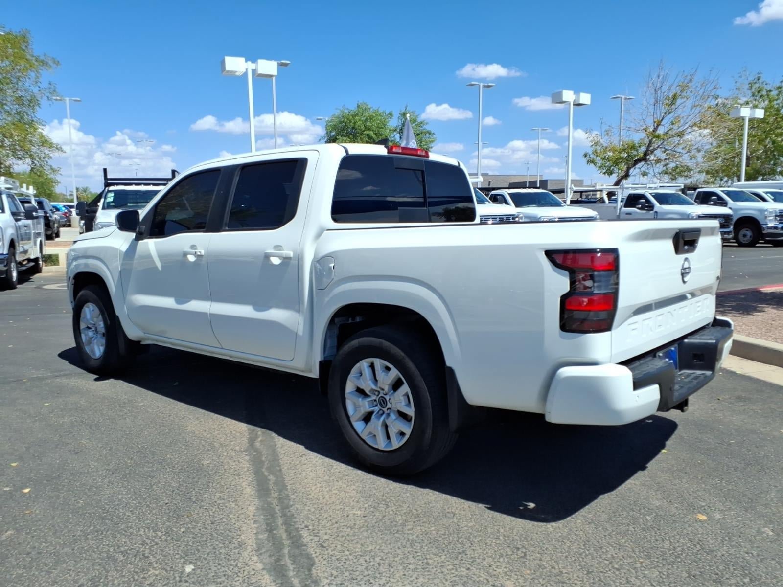 Used 2024 Nissan Frontier SV w/ SV Convenience Package RWD image 6