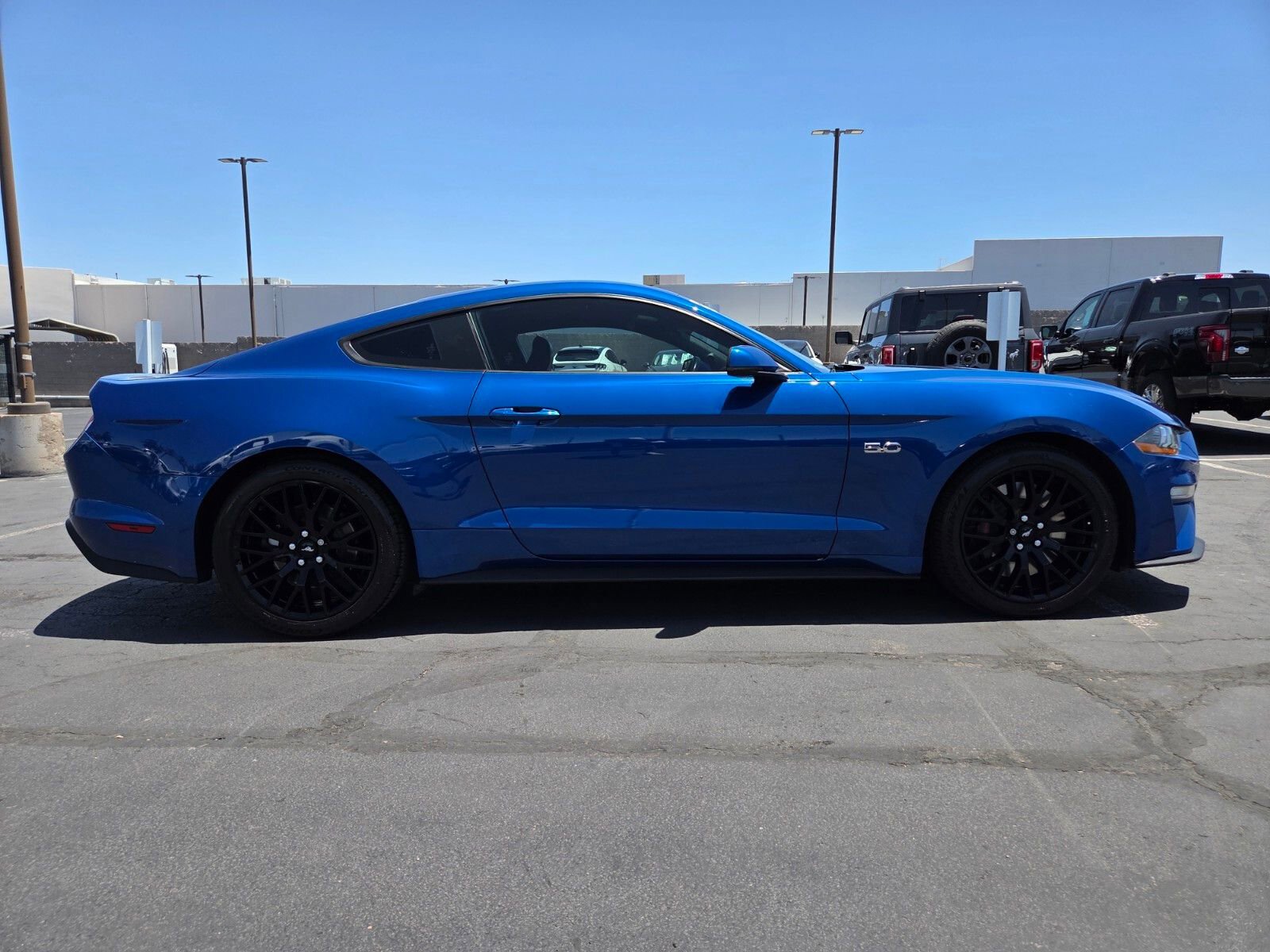 Certified 2018 Ford Mustang GT Premium w/ GT Performance Package RWD image 7