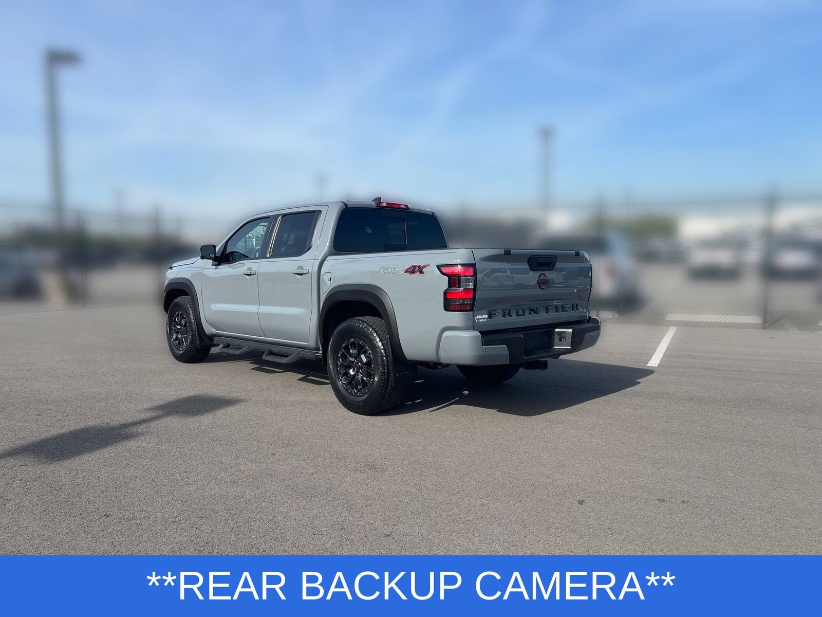 Used 2023 Nissan Frontier PRO-4X w/ Pro-4X Premium Package AWD/4WD image 3