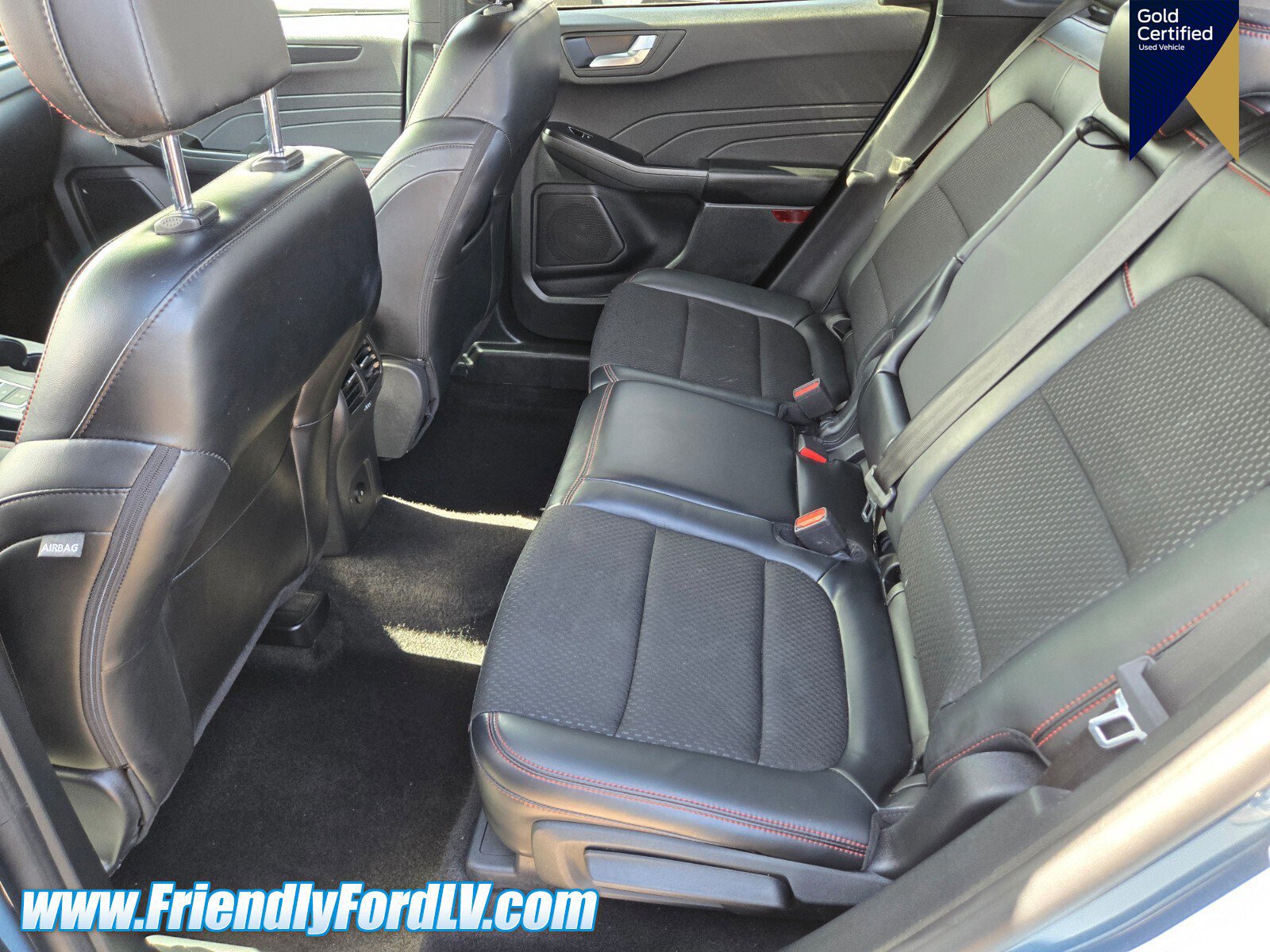 Certified 2025 Ford Escape ST-Line w/ Tech Pack #1 FWD image 9