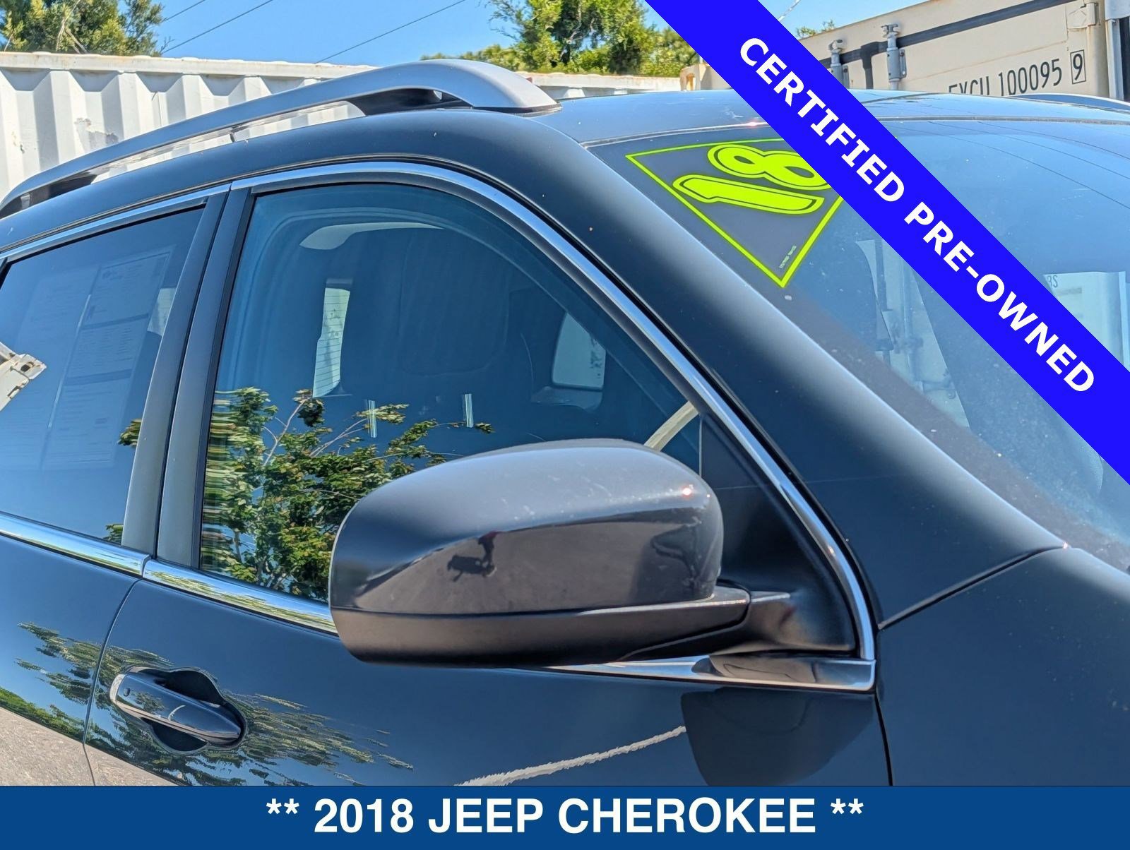 Used 2018 Jeep Cherokee Latitude Plus image 11