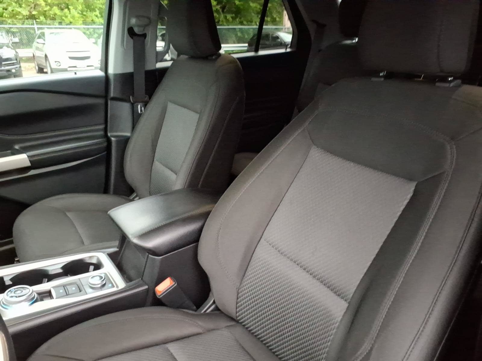 Certified 2023 Ford Explorer XLT AWD/4WD image 11