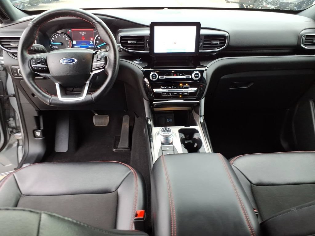 Certified 2023 Ford Explorer ST-Line AWD/4WD image 13