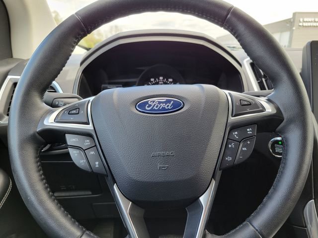 Certified 2024 Ford Edge Titanium w/ Equipment Group 301A AWD/4WD image 11