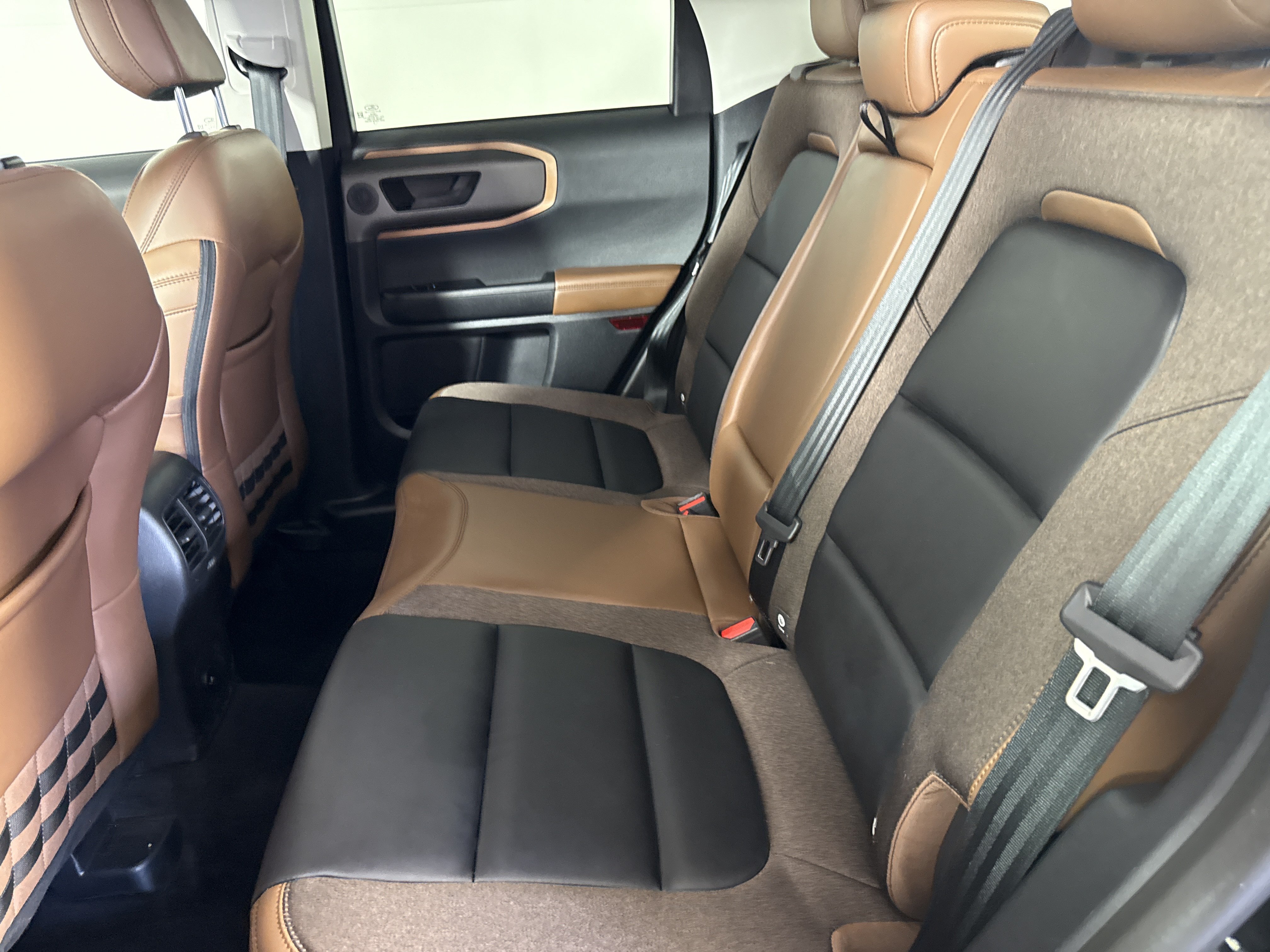 Certified 2025 Ford Bronco Sport Outer Banks w/ Outer Banks Tech Package+ AWD/4WD image 13