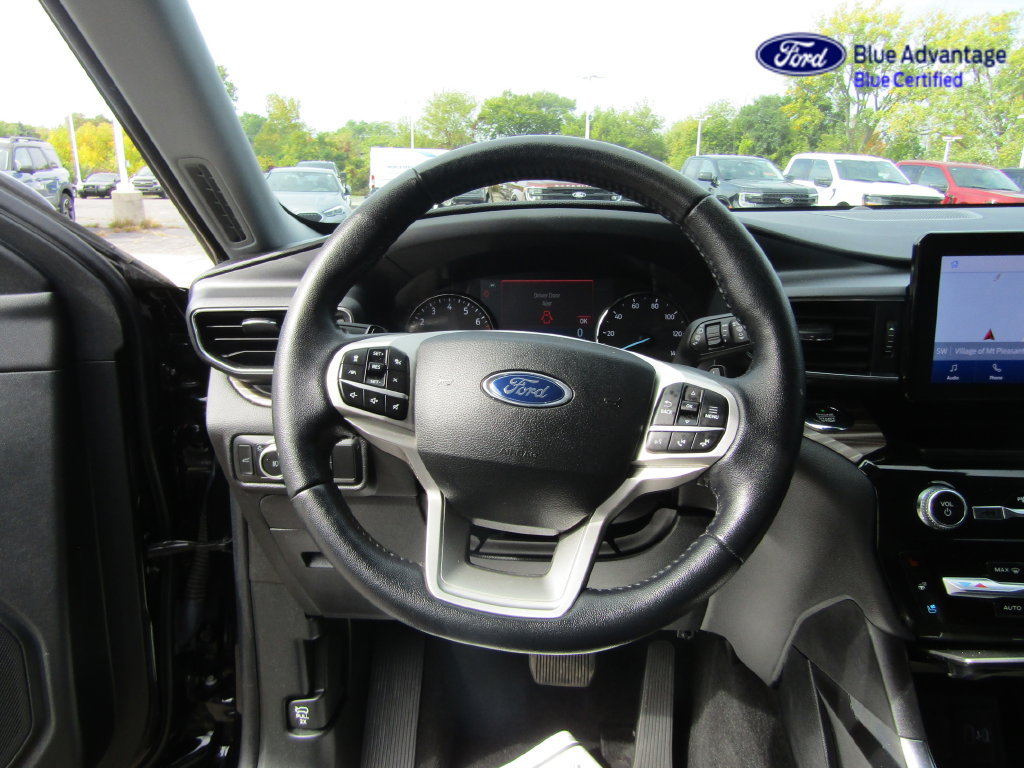 Certified 2021 Ford Explorer Limited w/ Equipment Group 301A AWD/4WD image 25