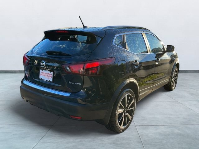 Used 2017 Nissan Rogue Sport SL w/ SL Premium Package AWD/4WD image 7