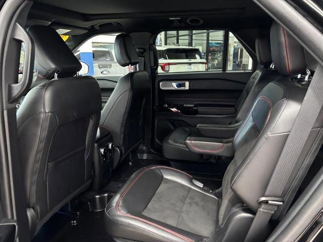 Certified 2023 Ford Explorer ST-Line w/ Class IV Trailer Tow Package image 11