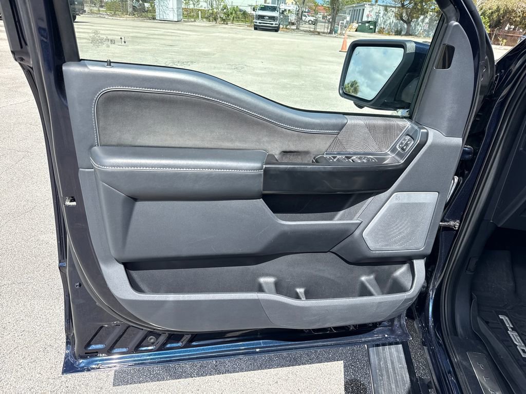 Certified 2022 Ford F150 Platinum w/ Equipment Group 701A High image 13