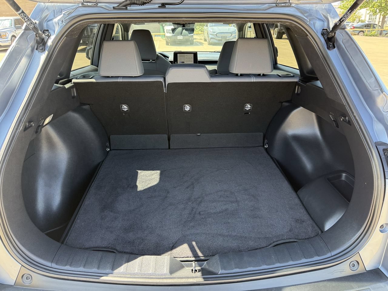 Used 2024 Toyota Corolla Cross AWD Hybrid image 28