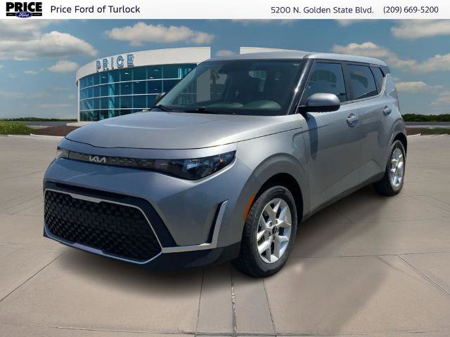 Used 2023 Kia Soul LX w/ Option Group 015