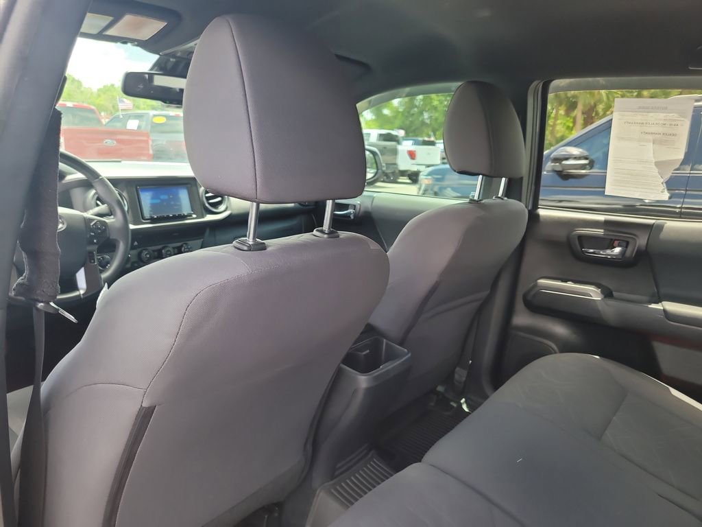 Used 2019 Toyota Tacoma TRD Off-Road AWD/4WD image 10