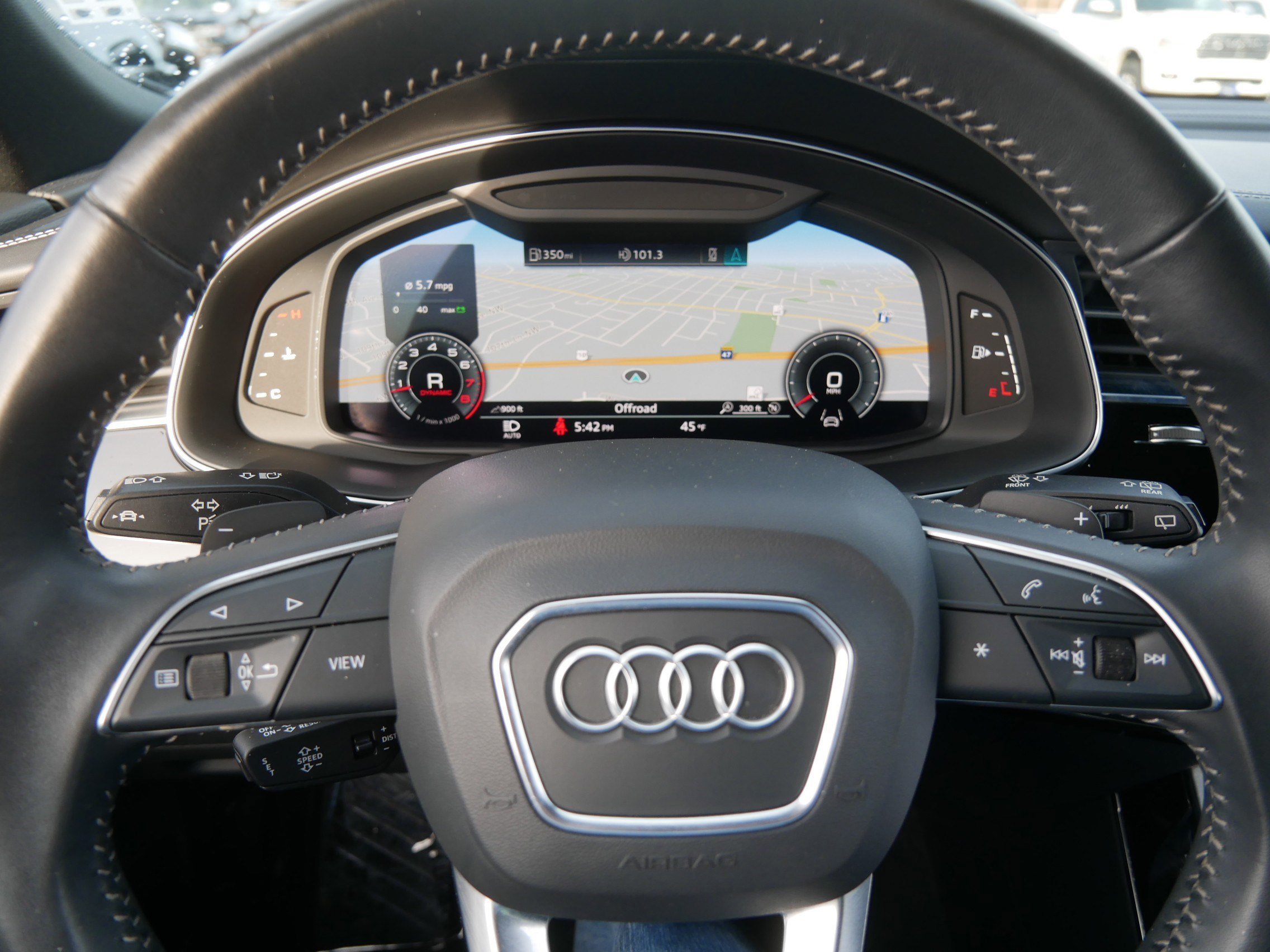 Used 2019 Audi Q8 Prestige image 24