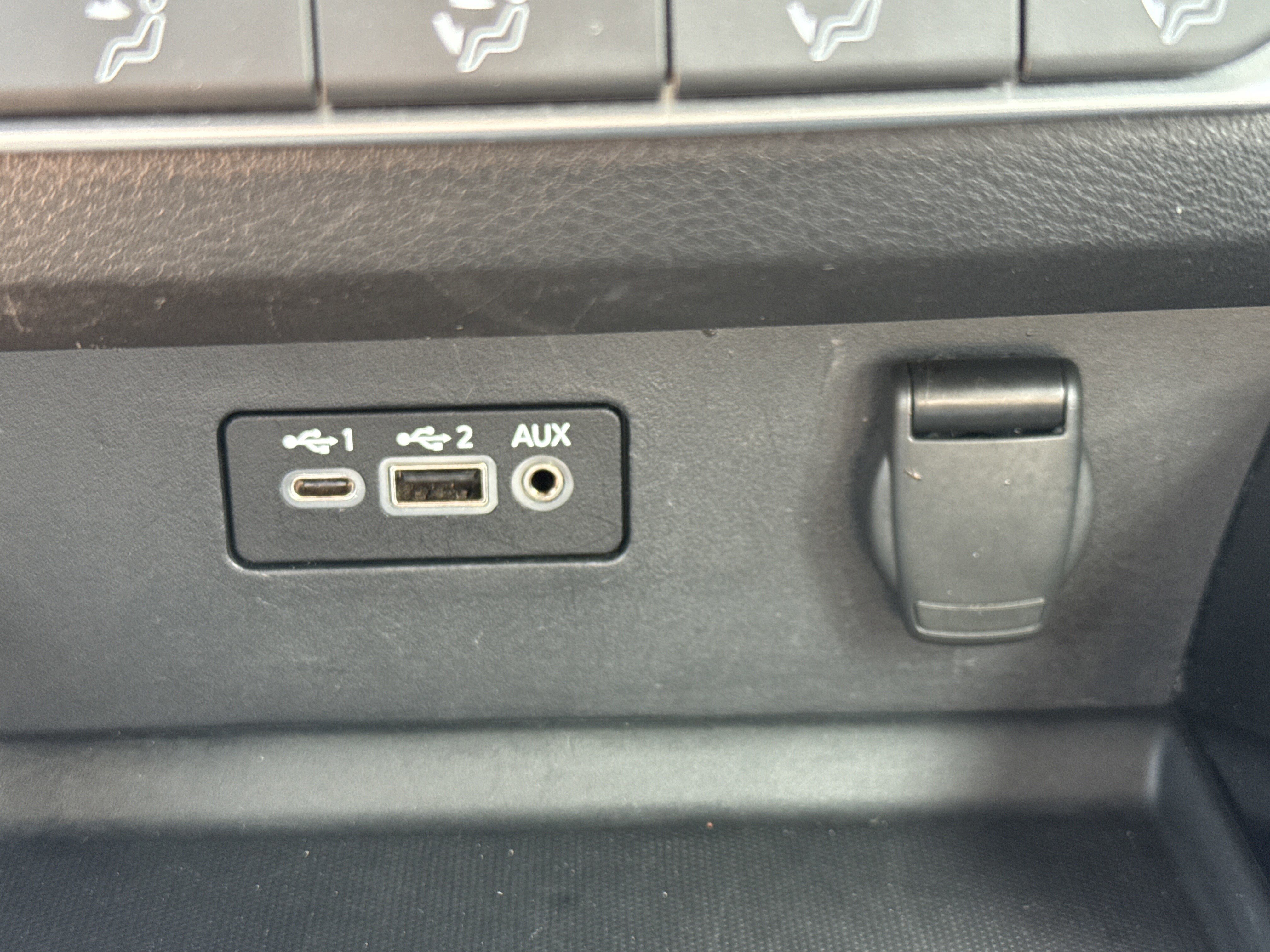 Used 2024 Nissan Altima 2.5 SV image 21