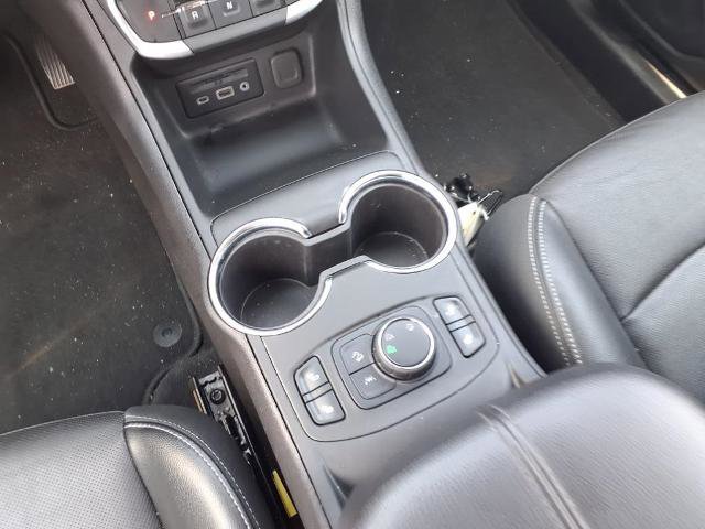 Used 2024 GMC Terrain SLT image 18